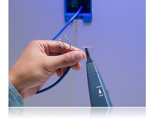 картинка Генератор тональный Fluke Networks Pro3000 2327682 от магазина "Элит-инструмент"