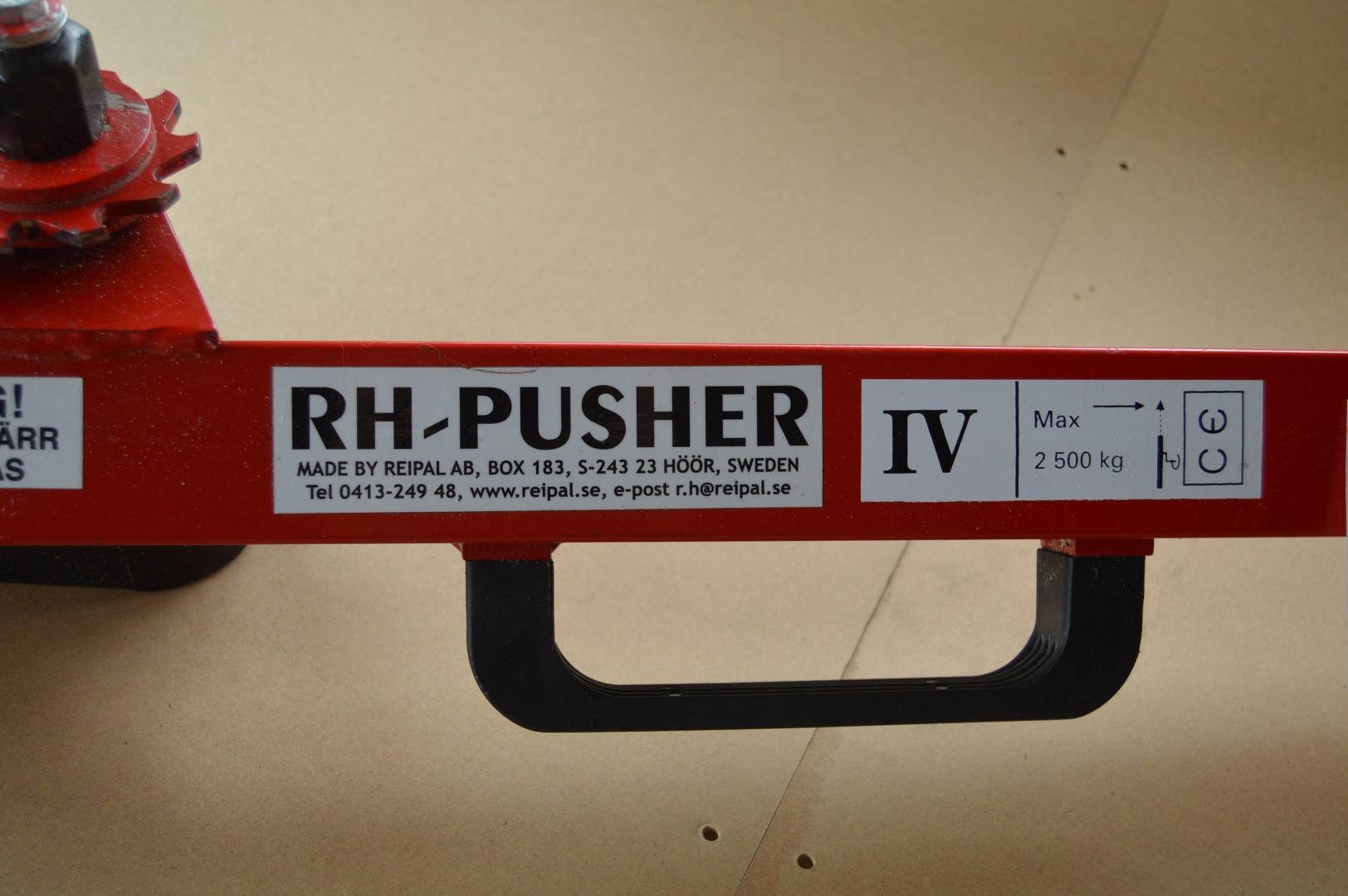 картинка Профессиональный ручной толкатель RH-Pusher III - E628 (Tree Jack/Timber Tools) от магазина "Элит-инструмент"