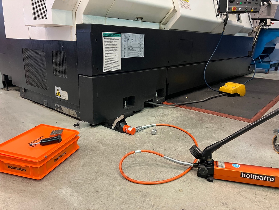 картинка Вертикальный подъемный клин HVLW 16 S 2 Holmatro 100.112.104 от магазина "Элит-инструмент"