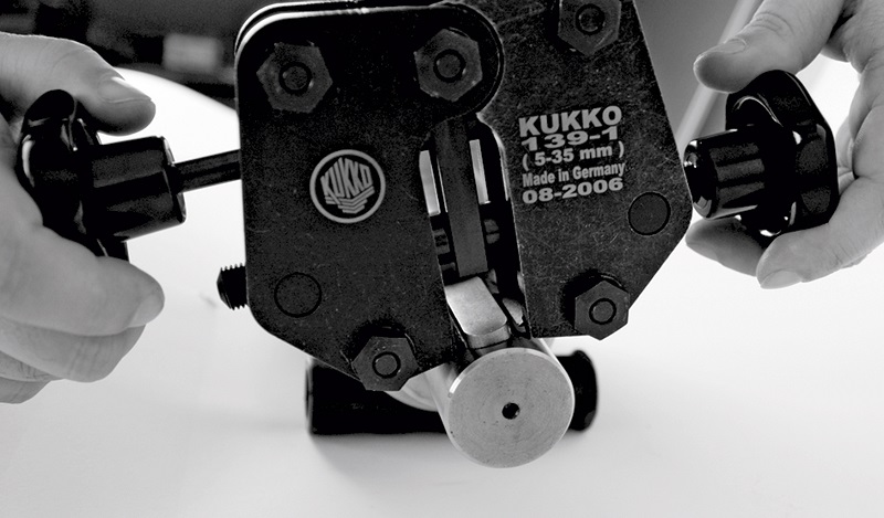 картинка Инструмент для извлечения шпонок Kukko 139-1 от магазина "Элит-инструмент"