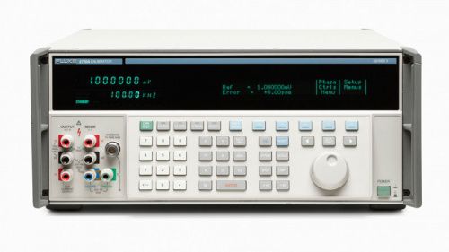 Многофункциональные прецизионные калибраторы Fluke 5700А и 5720А