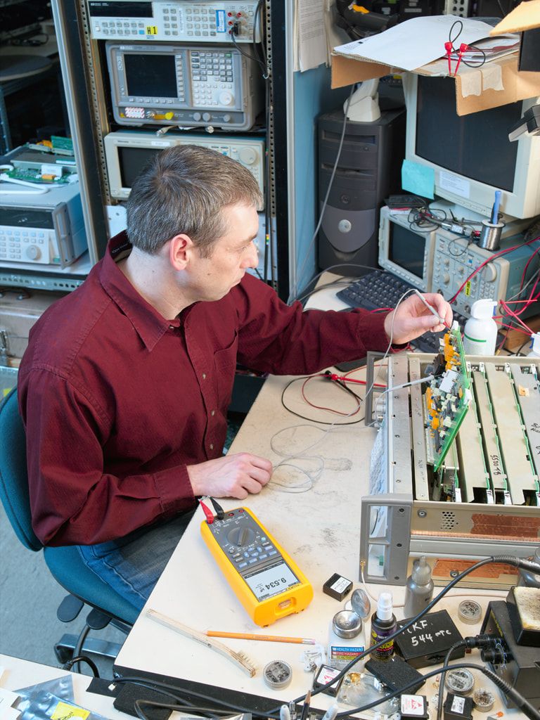 картинка Мультиметр Fluke 287 3947781 от магазина "Элит-инструмент"