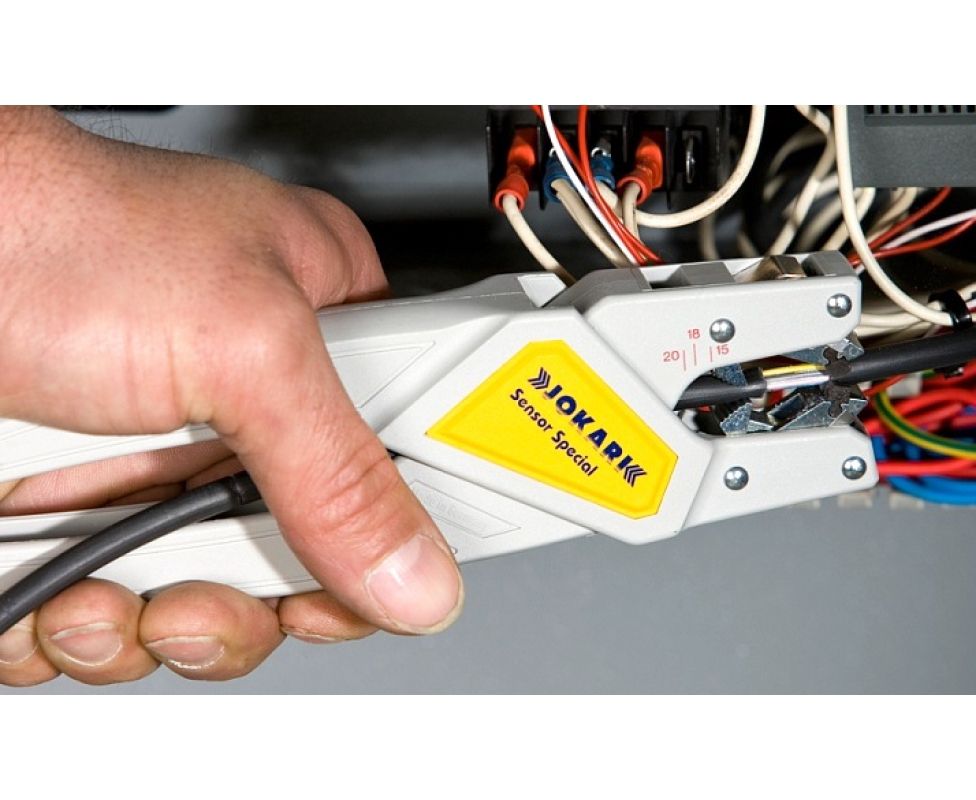 картинка Клещи Sensor Special для снятия изоляции с сенсорных кабелей Jokari JK 20300 от магазина "Элит-инструмент"