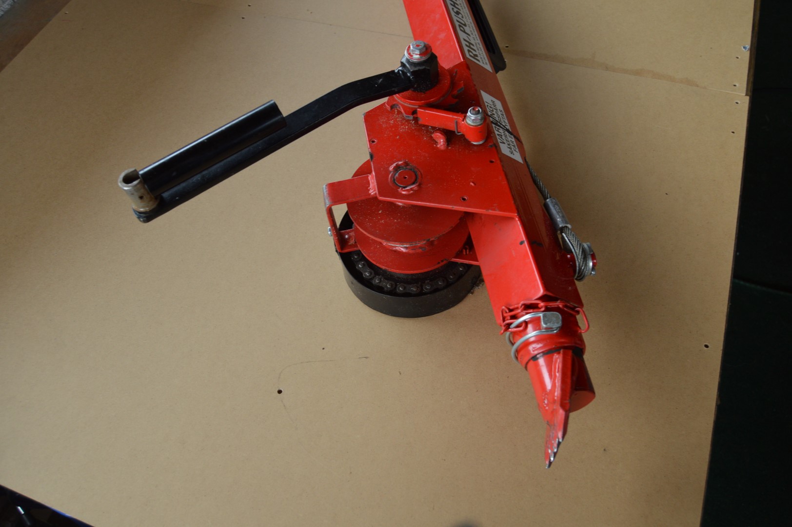картинка Профессиональный ручной толкатель RH-Pusher III - E628 (Tree Jack/Timber Tools) от магазина "Элит-инструмент"