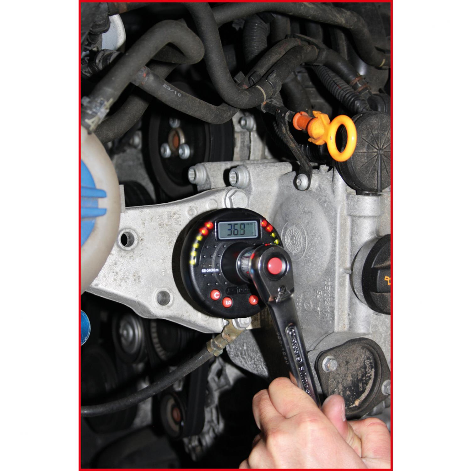 картинка Цифровой динамометрический адаптер с угломером 1/2", 17-340 Нм от магазина "Элит-инструмент"