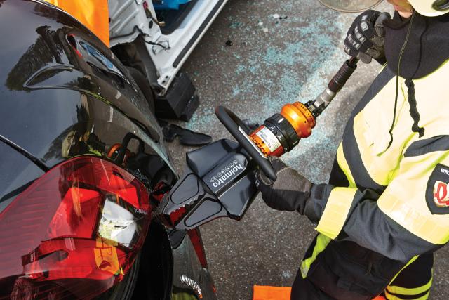 картинка Универсальный аварийно спасательный инструмент HCT 5111 Holmatro 150.012.314 от магазина "Элит-инструмент"