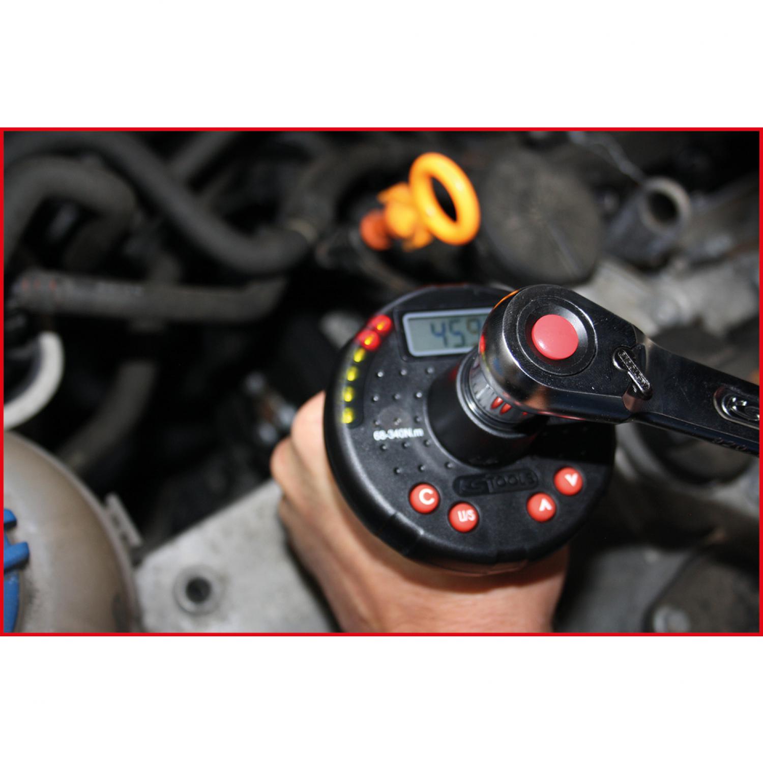 картинка Цифровой динамометрический адаптер с угломером 1/2", 17-340 Нм от магазина "Элит-инструмент"