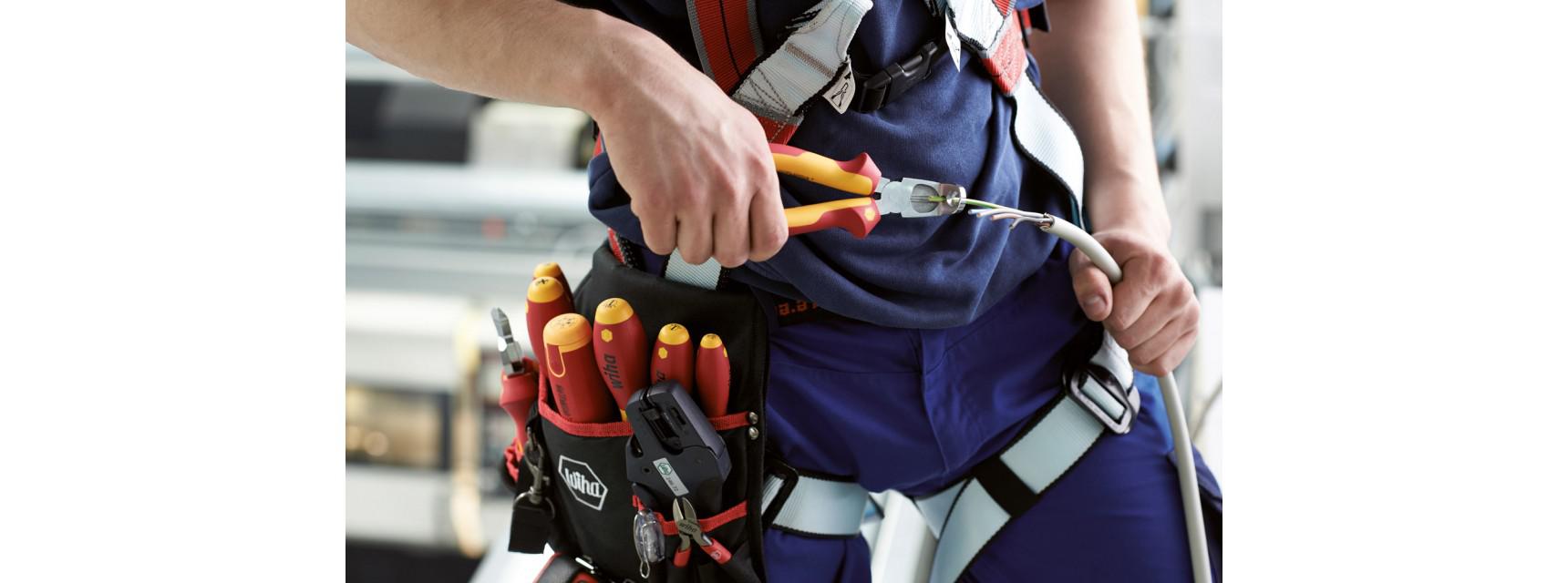 картинка Установочные пассатижи TriCut Professional electric Z 14 1 06 WIHA 38853 от магазина "Элит-инструмент"